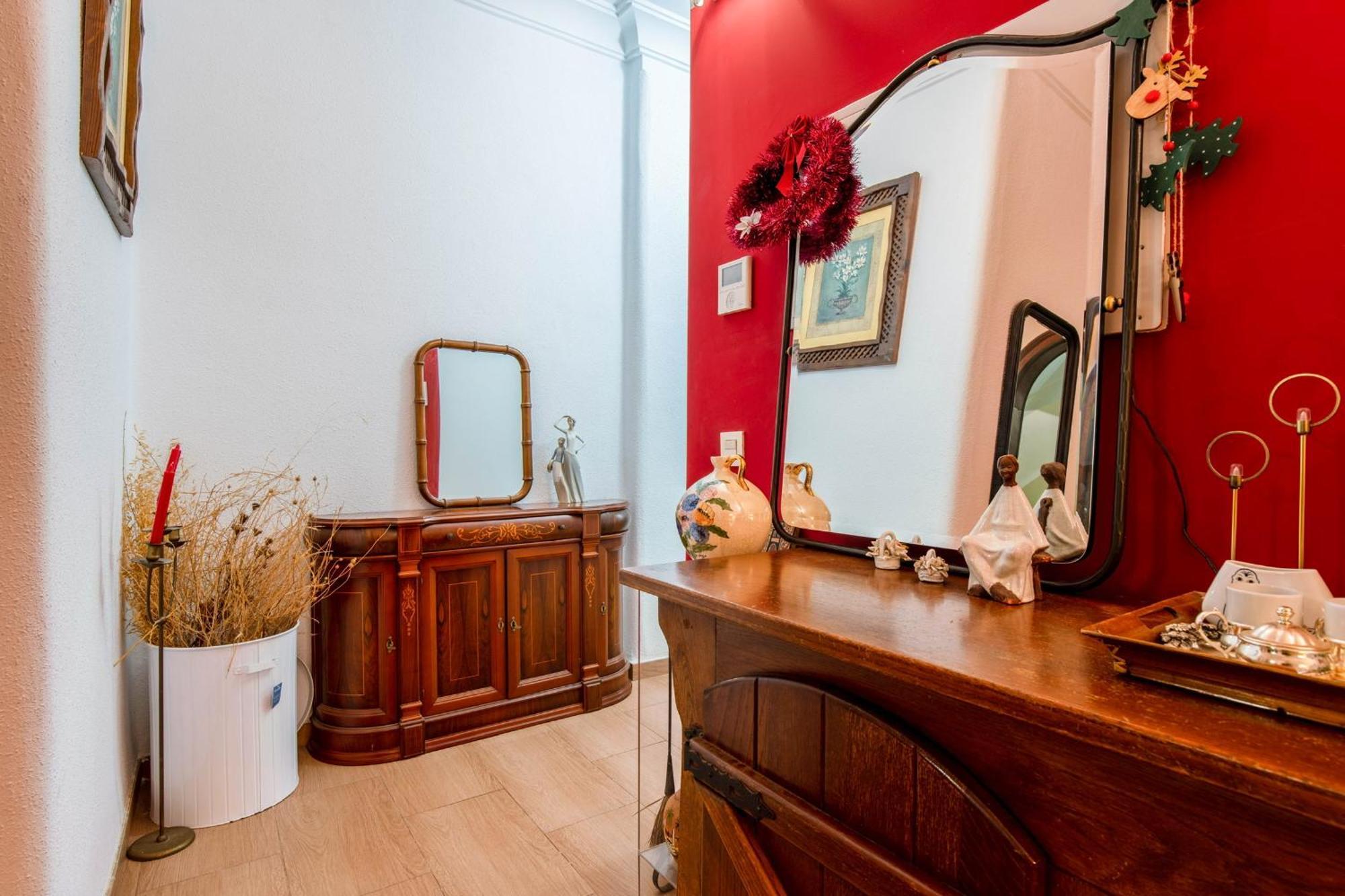 Mirador 5 Del Mercado Central - Habitacion Con Bano Privado En El Centro De La Ciudad Vella Valencia Ngoại thất bức ảnh